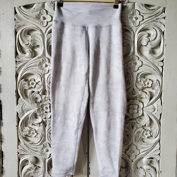 P'tula white stealth camo legging - Picture 8 of 16